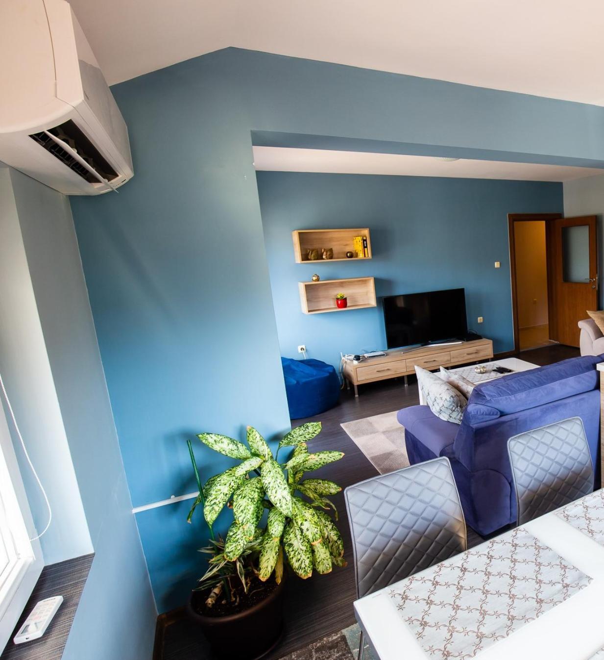 "Life Is Easy Apt" Varna Exterior photo